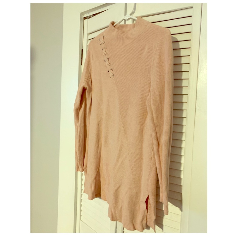 Zenergy by Chico’s sweater with lace up detail.